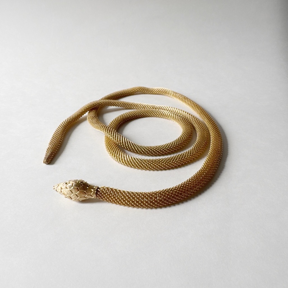 Vintage Gold Mesh Serpentine Belt Accessory - Picture 1 of 3